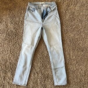 Abercrombie + Fitch Ultra High Rise 90s Slim Straight Jean Tall Curve Love